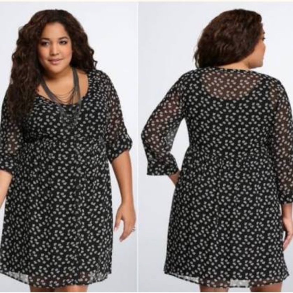 Torrid Chiffon Button Front Sheer Shirt Dress Black Diamond Print 3 EUC!